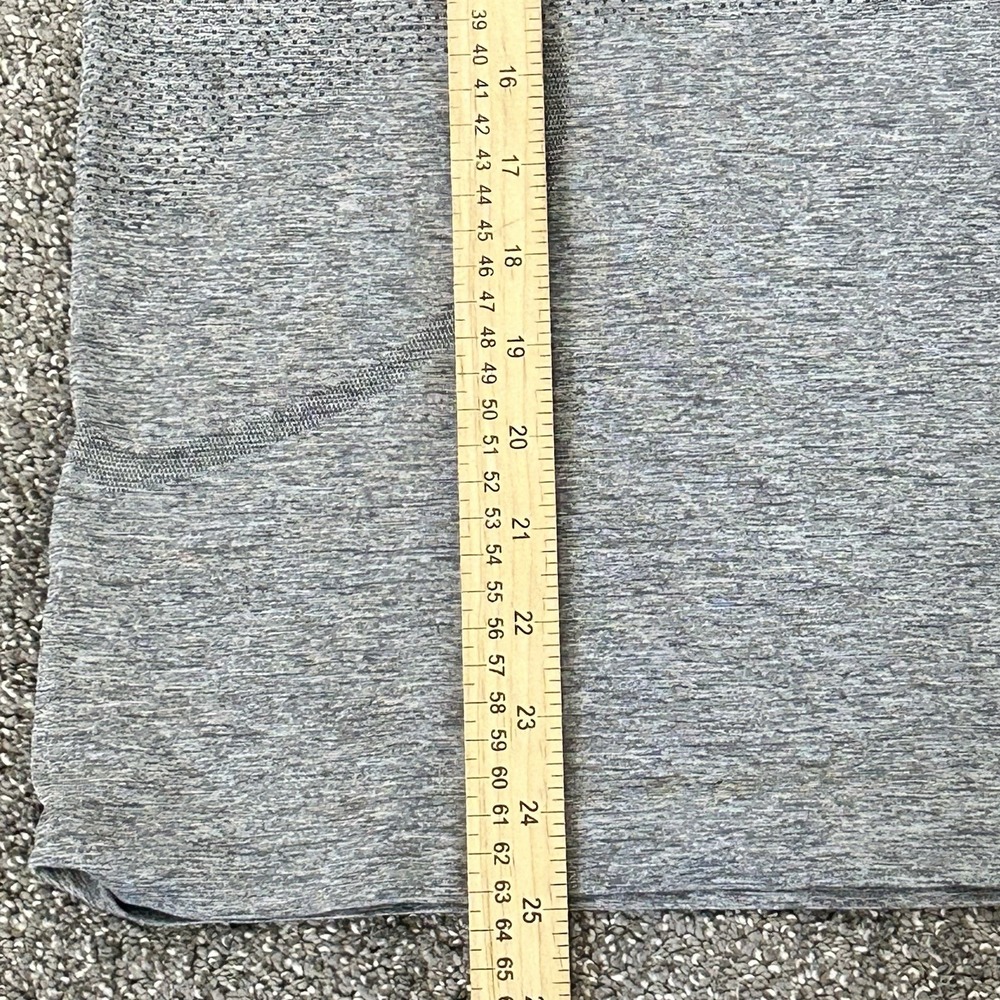 Lululemon Swiftly Shirt- Women's 6 - Tech Short Sleeve Grey Hip Length EUC $68 - Picture 7 of 8
